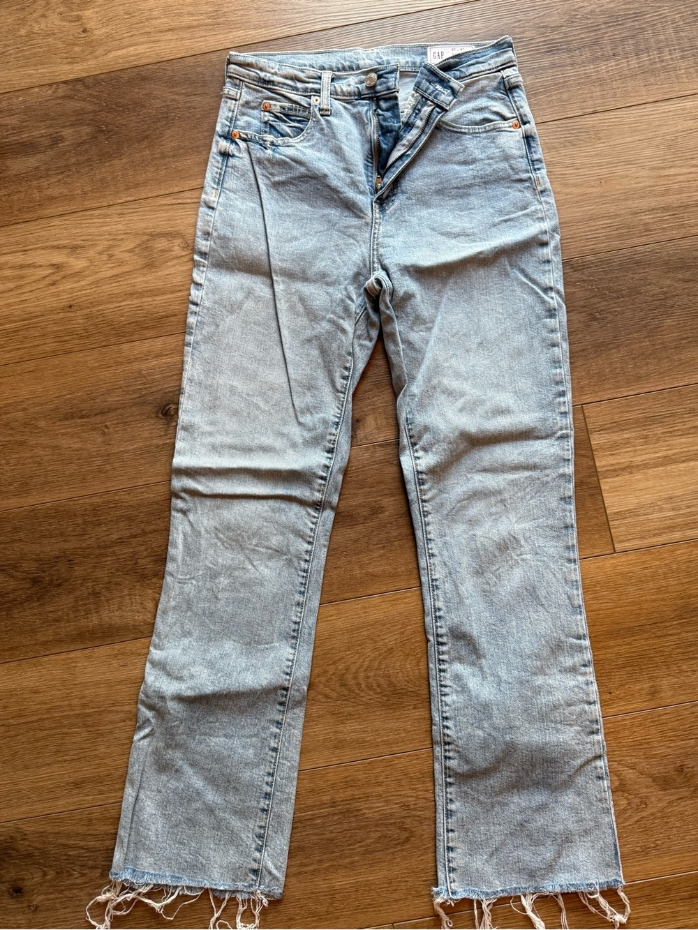 GAP Light Blue Ankle-Crop Straight Jeans - Women